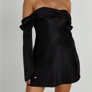 Meshki Giselle off the shoulder dress